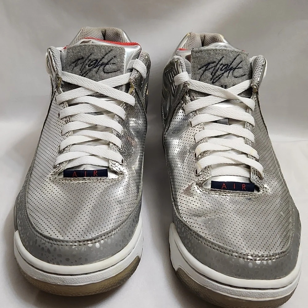 Nike Flight Squad QS Metallic Silver sneakers (mens size 10) - Picture 3 of 16